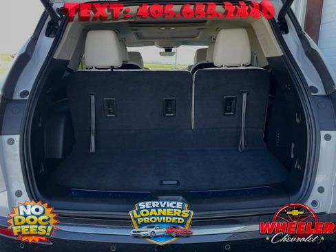 Used 2023 Buick Enclave Essence w/ Experience Buick Package FWD image 8