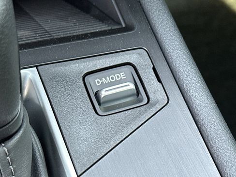 New 2026 Nissan Kicks S image 32