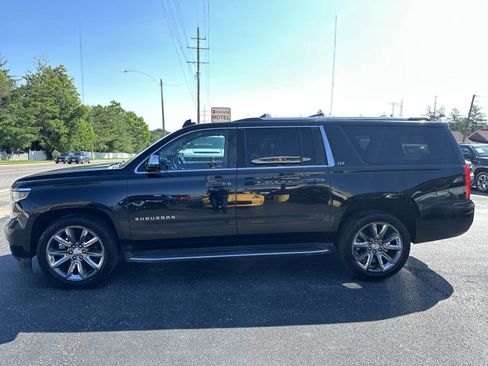 Used 2016 Chevrolet Suburban LTZ AWD/4WD image 4