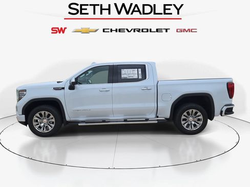 New 2026 GMC Sierra 1500 Denali w/ Technology Package AWD/4WD image 4