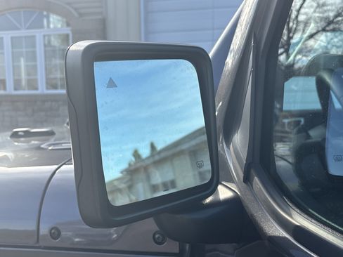 Used 2023 Jeep Wrangler Sport S image 17