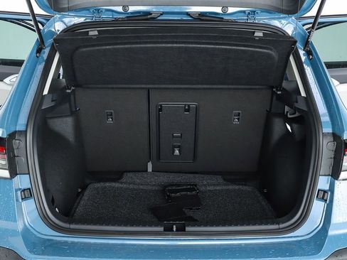 New 2026 Volkswagen Taos SE FWD image 28