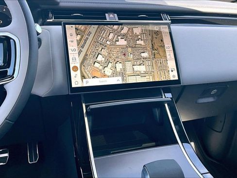 New 2026 Land Rover Range Rover Velar Dynamic SE image 7