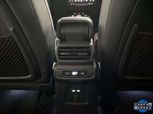 Used 2024 Audi Q4 e-tron Premium Plus w/ Premium Plus image 77