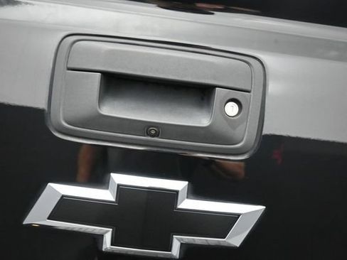Used 2018 Chevrolet Silverado 1500 LTZ Z71 w/ LTZ Plus Package AWD/4WD image 26