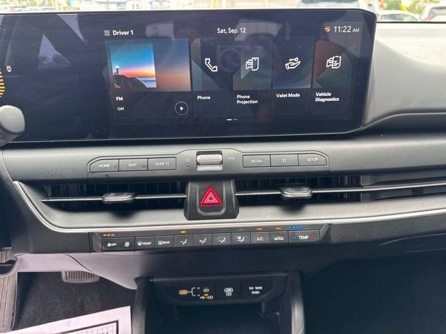 Used 2025 Kia K4 FWD image 21