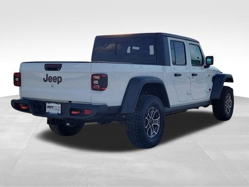 New 2025 Jeep Gladiator Mojave w/ Convenience Group image 4