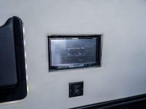 Used 2017 Mercedes-Benz Sprinter 2500 image 45