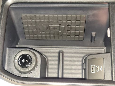 New 2025 Ford Expedition Platinum w/ Platinum Ultimate Package image 29