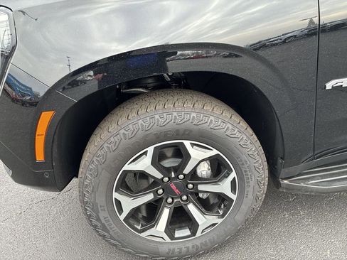 New 2026 GMC Yukon XL AT4 image 10