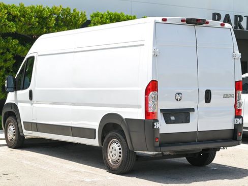 Used 2025 RAM ProMaster 3500 w/ Convenience Group FWD image 6
