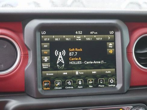 Used 2023 Jeep Wrangler Unlimited Rubicon 4xe image 24