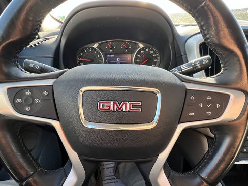 Used 2020 GMC Terrain SLE image 25