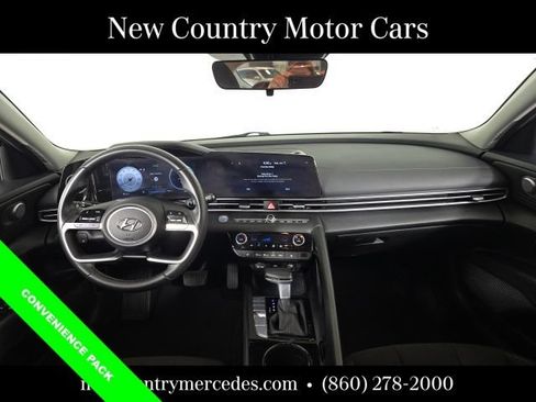 Used 2023 Hyundai Elantra SEL w/ Convenience Package FWD image 15