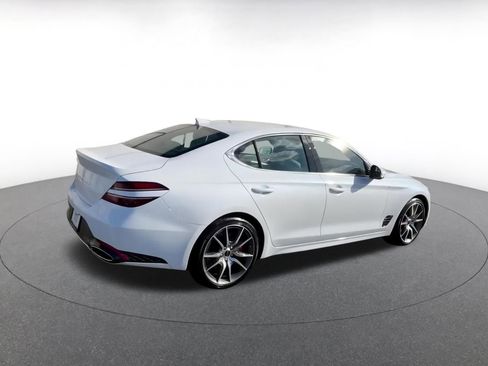 Used 2025 Genesis G70 2.5T image 15