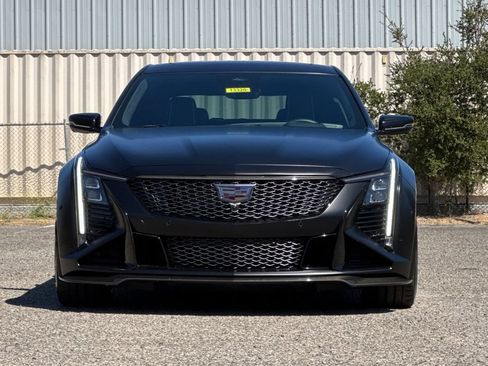 Used 2025 Cadillac CT5 V Blackwing w/ Carbon Fiber 2 Package RWD image 9