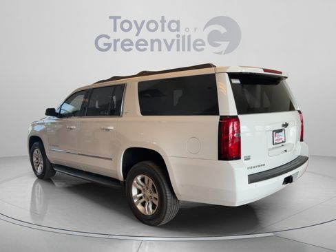 Used 2019 Chevrolet Suburban LT RWD image 4