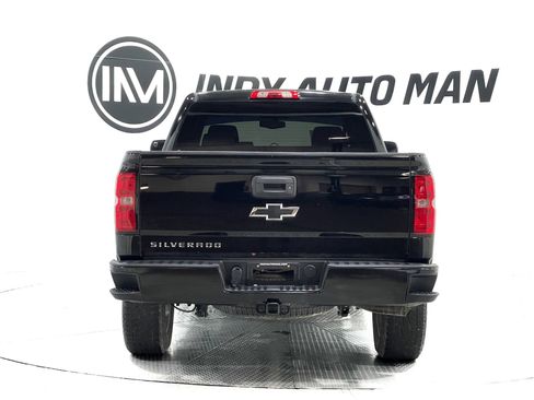 Used 2018 Chevrolet Silverado 1500 Custom w/ Custom Value Package AWD/4WD image 5