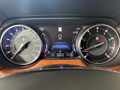 Used 2021 Maserati Levante S GranLusso AWD/4WD image 15