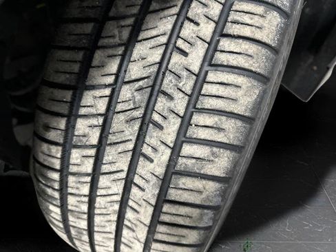 Used 2018 Kia Stinger GT2 image 37