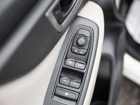 Used 2023 Subaru Forester image 17