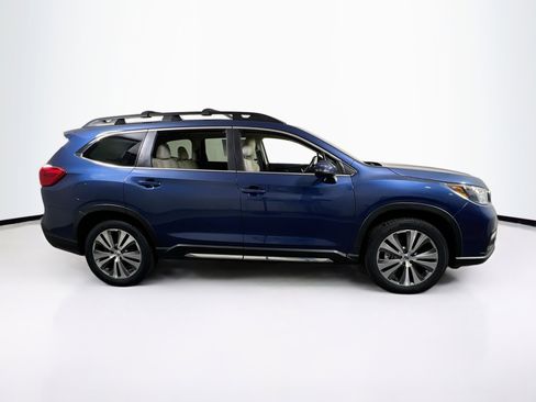 Used 2022 Subaru Ascent Limited w/ Technology Package image 4