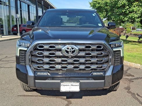 Used 2024 Toyota Tundra Platinum AWD/4WD image 2
