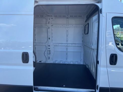 New 2026 RAM ProMaster 3500 FWD image 11