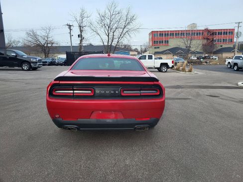 Used 2015 Dodge Challenger SXT w/ Sound Group image 4
