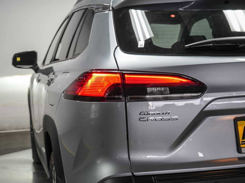 New 2025 Toyota Corolla Cross XLE image 10