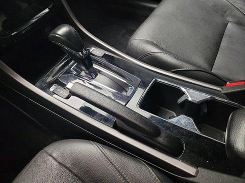 Used 2016 Honda Accord EX-L image 26