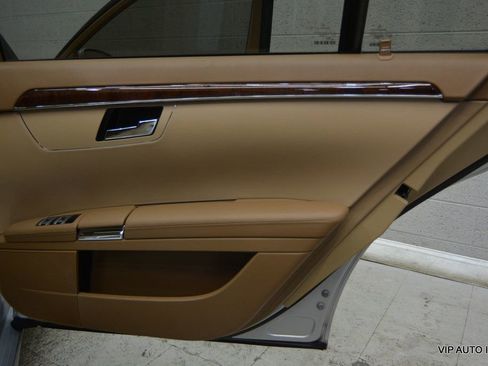 Used 2008 Mercedes-Benz S 550 image 10