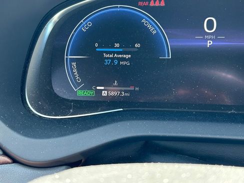 Certified 2024 Toyota Venza Limited AWD/4WD image 37