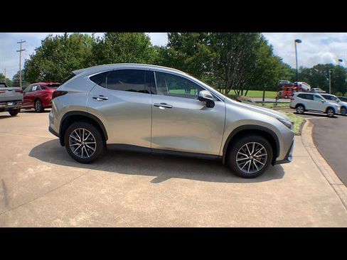 Certified 2025 Lexus NX 250 FWD w/ Cold Area Package image 9