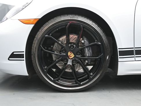 Used 2024 Porsche 718 Boxster RWD image 5