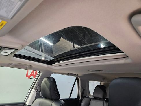Certified 2024 Toyota 4Runner Limited AWD/4WD image 25