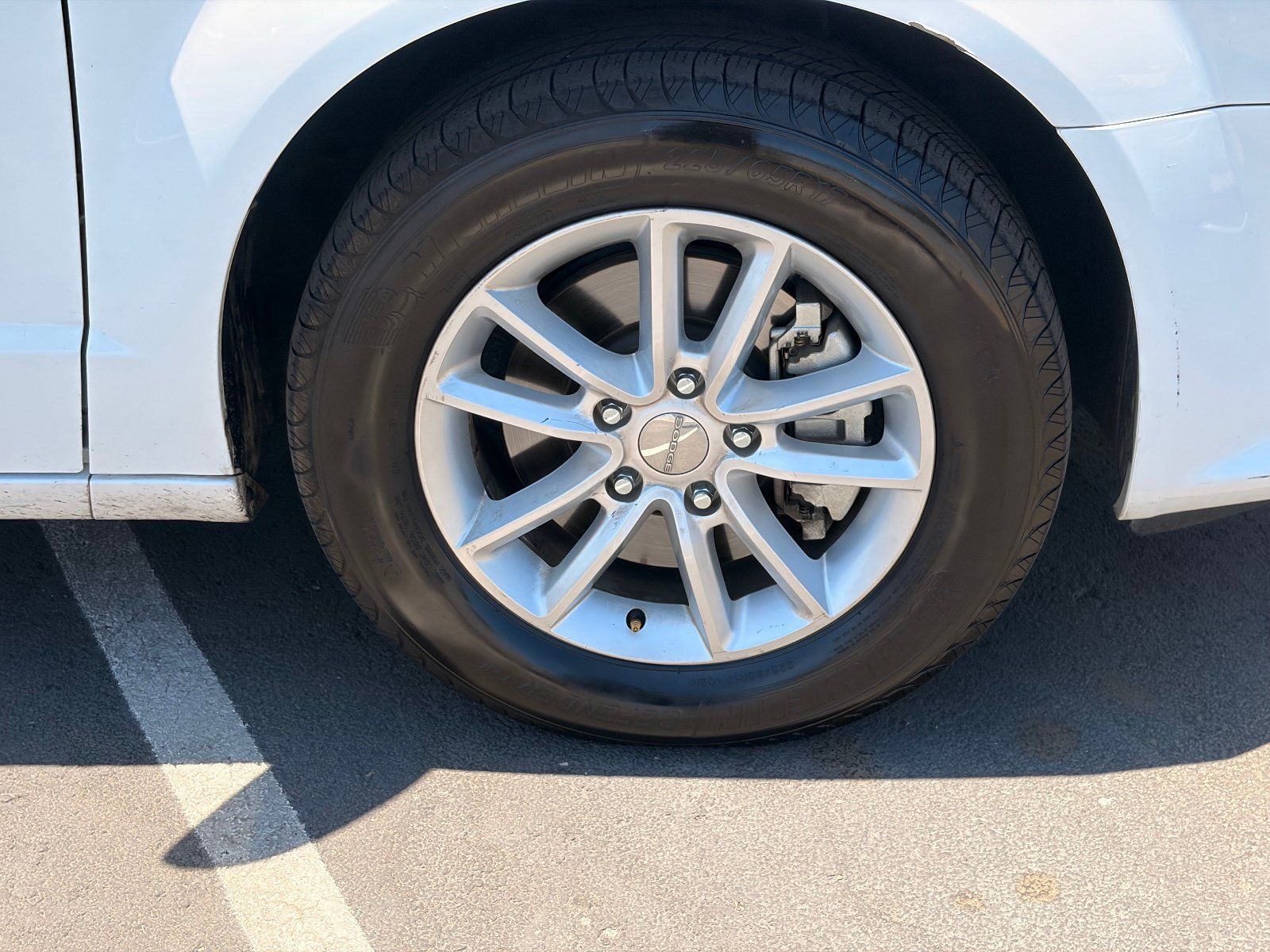 Used 2015 Dodge Grand Caravan SXT w/ UConnect Hands-Free Group FWD image 8