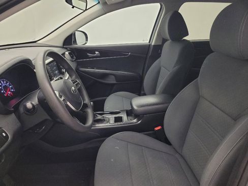 Used 2020 Kia Sorento LX FWD image 17