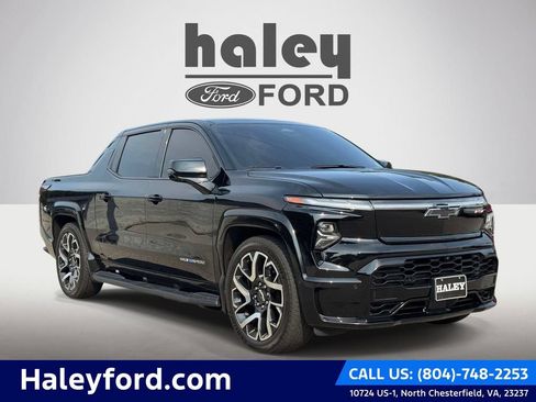 Used 2024 Chevrolet Silverado EV RST AWD/4WD image 1