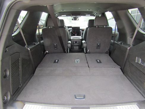 Used 2025 GMC Yukon Denali AWD/4WD image 38