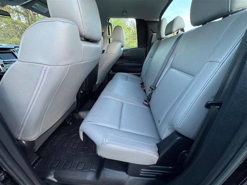 Used 2014 Toyota Tundra SR image 15
