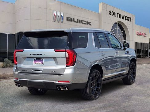 New 2026 GMC Yukon Denali w/ Denali Reserve Package image 5