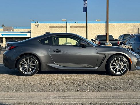 Used 2022 Subaru BRZ Premium image 8