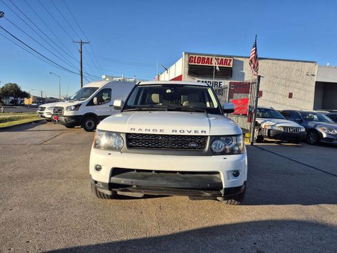 Used 2011 Land Rover Range Rover Sport HSE LUX image 3