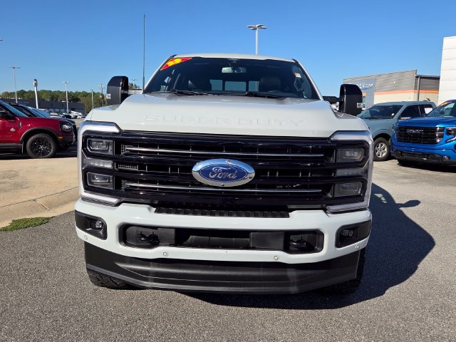 Used 2025 Ford F350 Platinum AWD/4WD image 2