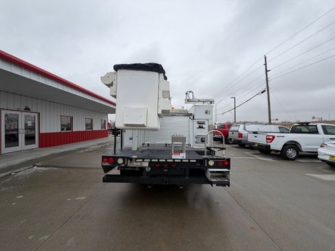 Used 2013 Ford F550 2WD Regular Cab Super Duty w/ Payload Upgrade Pkg image 7