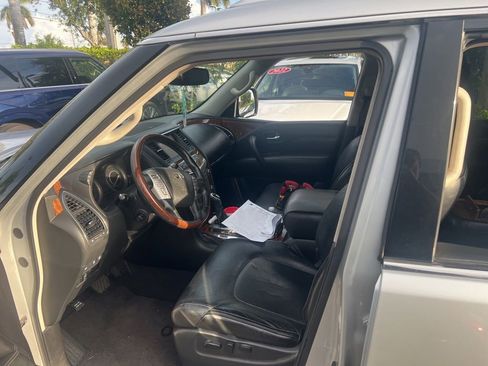 Used 2019 INFINITI QX80 Luxe w/ Proassist Package RWD image 5