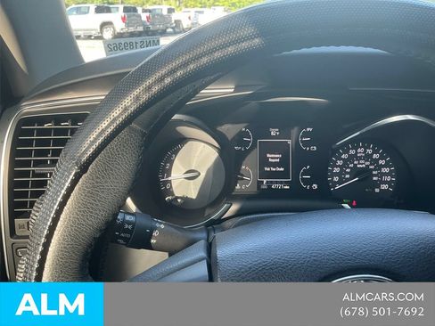 Used 2022 Toyota Sequoia TRD Pro AWD/4WD image 17