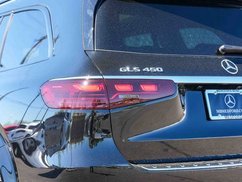 New 2026 Mercedes-Benz GLS 450 4MATIC image 11