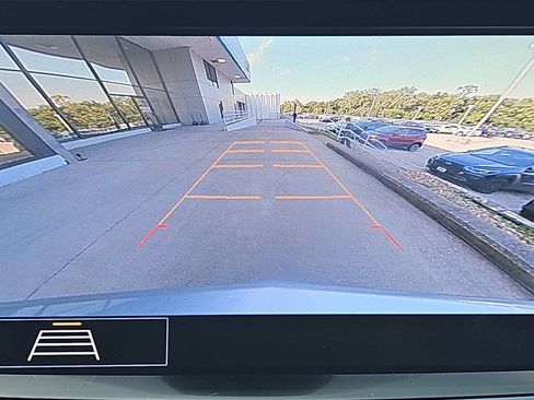 Used 2020 Cadillac XT6 Premium Luxury w/ LPO, Floor Liner Package AWD/4WD image 24